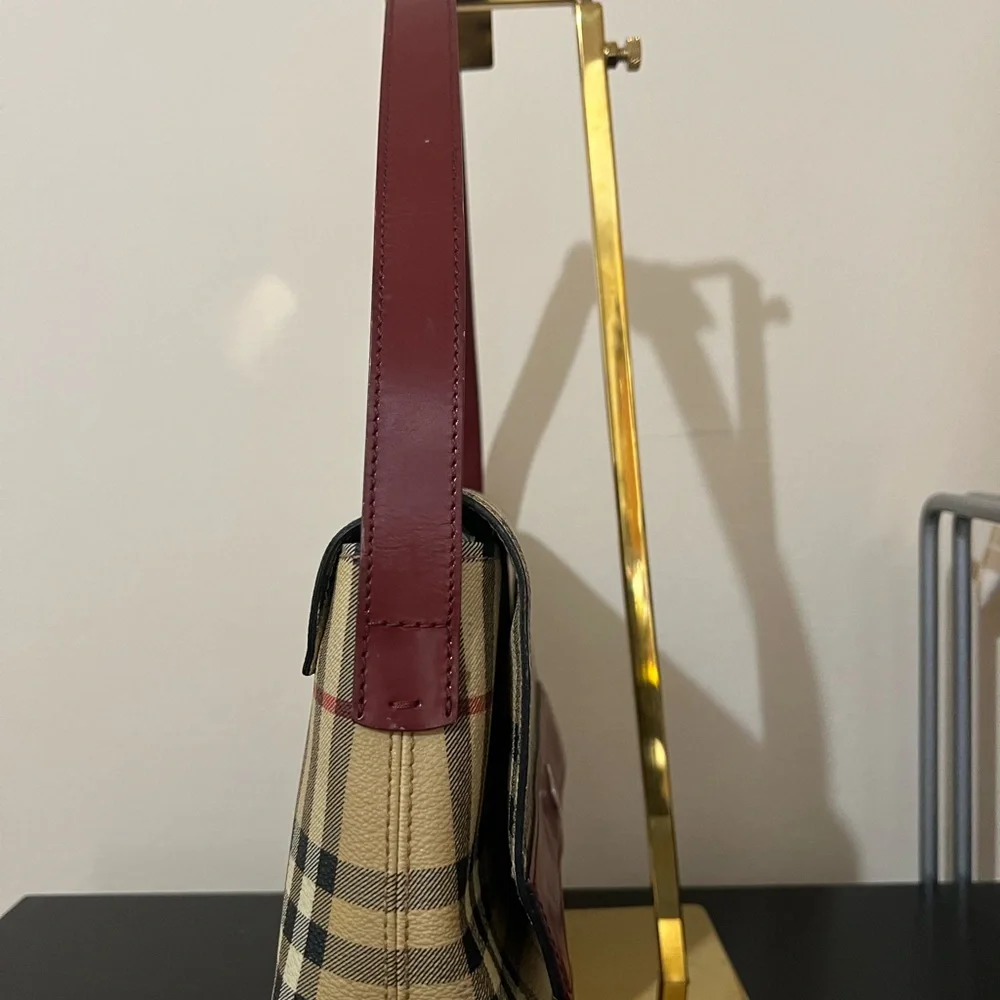 Burberry Tan and Red Shoulder Bag with Classic Plaid - Picture 3 of 10
